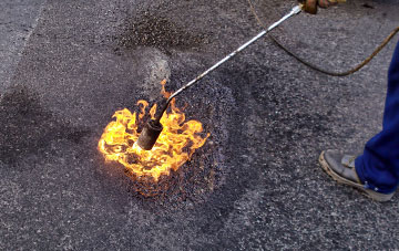 Abercrombie flat roofing repairs